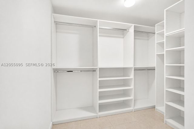 1901 Brickell Ave B1109, Miami, FL 33129