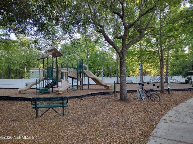 6093 MAGGIES Circle 103, Jacksonville, FL 32244