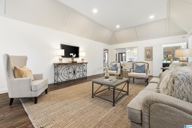 4406 BRIAR GLEN CIRCLE, Mountain Brook, AL 35243