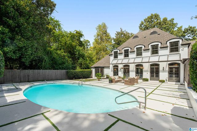 4406 BRIAR GLEN CIRCLE, Mountain Brook, AL 35243
