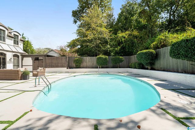 4406 BRIAR GLEN CIRCLE, Mountain Brook, AL 35243