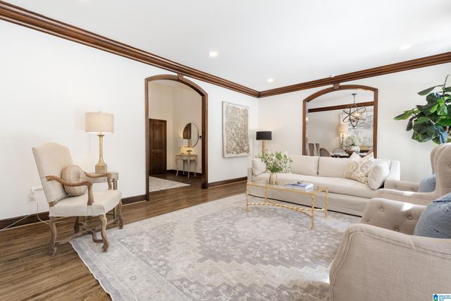 4406 BRIAR GLEN CIRCLE, Mountain Brook, AL 35243