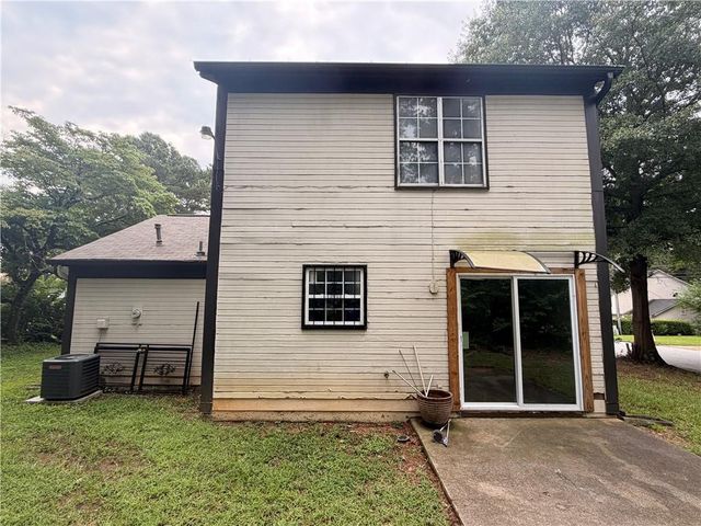 6161 Saint Charles Court, Lithonia, GA 30058