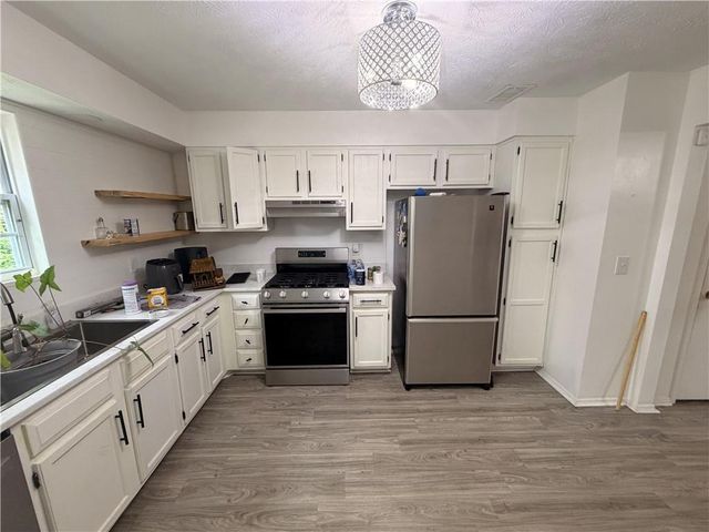 6161 Saint Charles Court, Lithonia, GA 30058