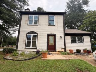 6161 Saint Charles Court, Lithonia, GA 30058