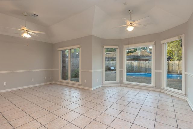 7483 MULLIGAN LN, Cordova, TN 38018