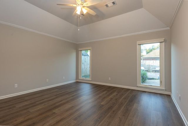 7483 MULLIGAN LN, Cordova, TN 38018