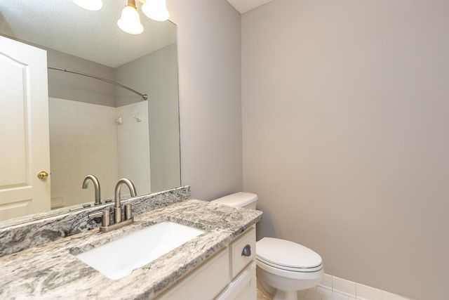 7483 MULLIGAN LN, Cordova, TN 38018