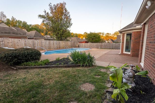 7483 MULLIGAN LN, Cordova, TN 38018