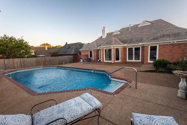 7483 MULLIGAN LN, Cordova, TN 38018