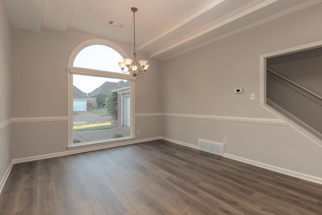 7483 MULLIGAN LN, Cordova, TN 38018