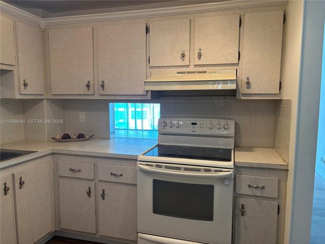 200 Ashbury Rd 312, Hollywood, FL 33024