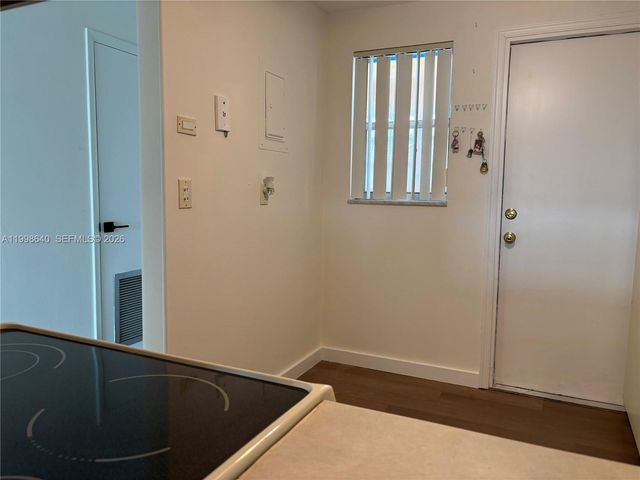 200 Ashbury Rd 312, Hollywood, FL 33024