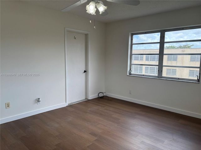 200 Ashbury Rd 312, Hollywood, FL 33024