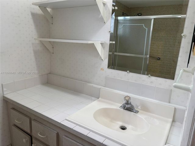 200 Ashbury Rd 312, Hollywood, FL 33024