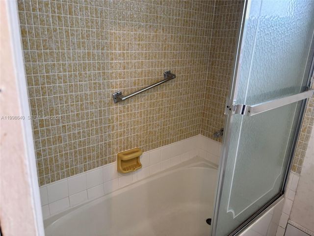 200 Ashbury Rd 312, Hollywood, FL 33024