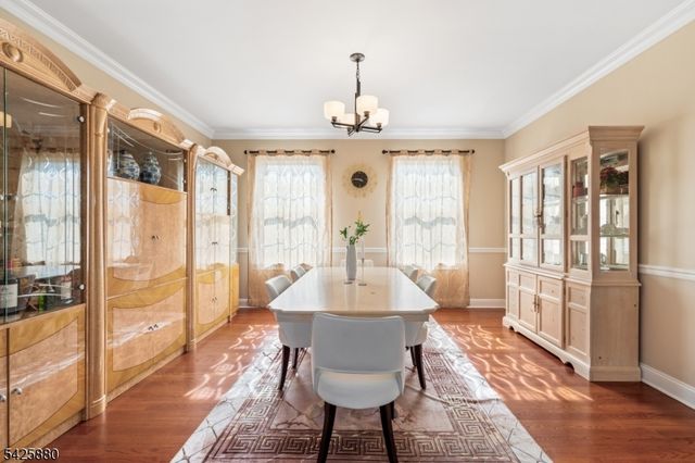 5 Rigger Ct, Hillsborough Twp., NJ 08844