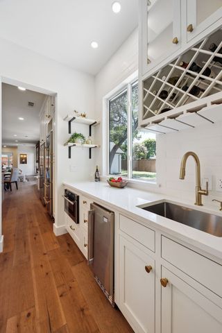 6422 Walnut Hill Lane, Dallas, TX 75230