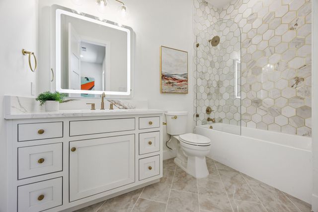 6422 Walnut Hill Lane, Dallas, TX 75230