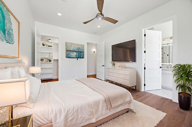 6422 Walnut Hill Lane, Dallas, TX 75230