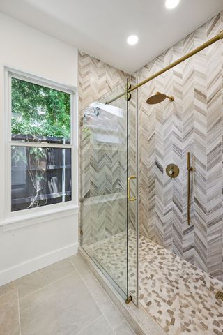 6422 Walnut Hill Lane, Dallas, TX 75230