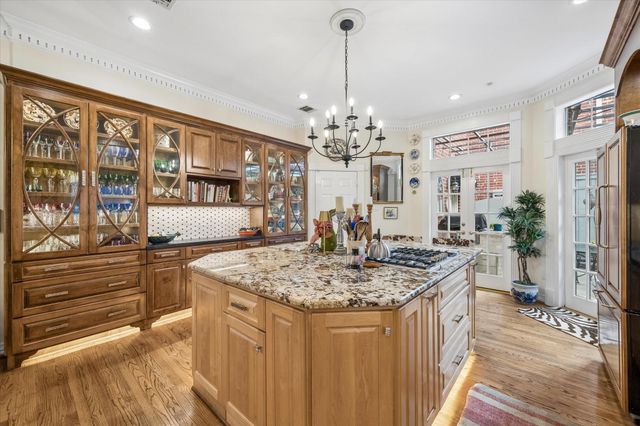 2120 Potomac Drive A, Houston, TX 77057