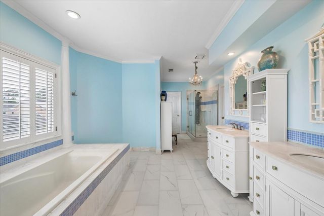 2120 Potomac Drive A, Houston, TX 77057