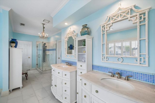 2120 Potomac Drive A, Houston, TX 77057