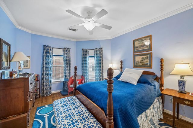 2120 Potomac Drive A, Houston, TX 77057