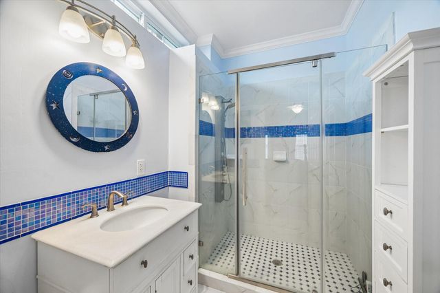 2120 Potomac Drive A, Houston, TX 77057