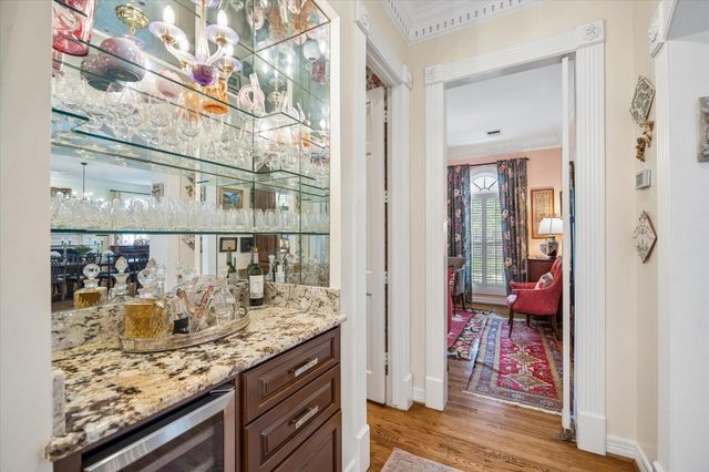 2120 Potomac Drive A, Houston, TX 77057