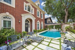 2120 Potomac Drive A, Houston, TX 77057