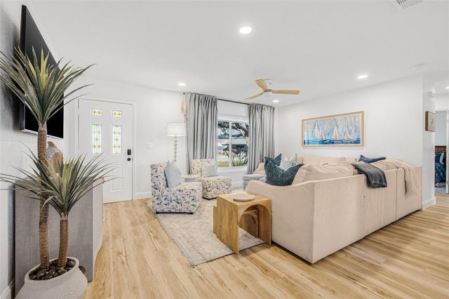 7516 22ND AVENUE W, Bradenton, FL 34209