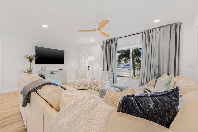 7516 22ND AVENUE W, Bradenton, FL 34209