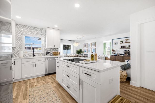 7516 22ND AVENUE W, Bradenton, FL 34209