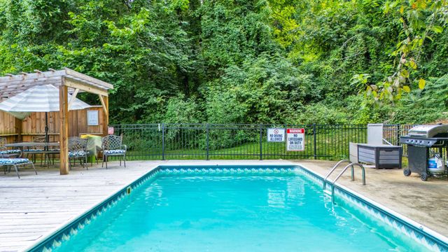 527 Winterview Lane, Chattanooga, TN 37409