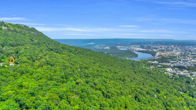 527 Winterview Lane, Chattanooga, TN 37409