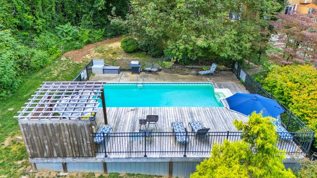 527 Winterview Lane, Chattanooga, TN 37409