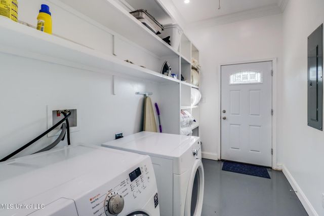 306 Cowan Road, Gulfport, MS 39507