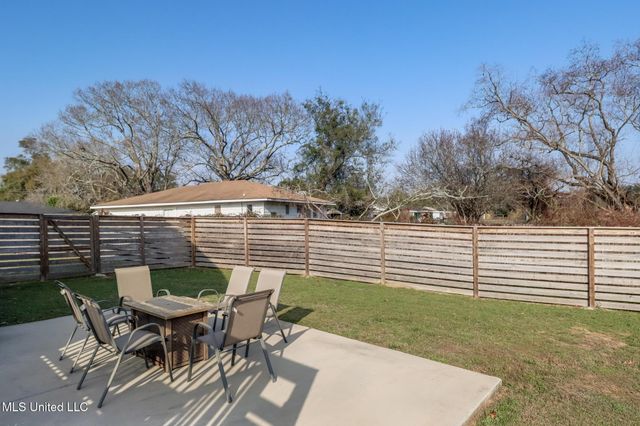 306 Cowan Road, Gulfport, MS 39507