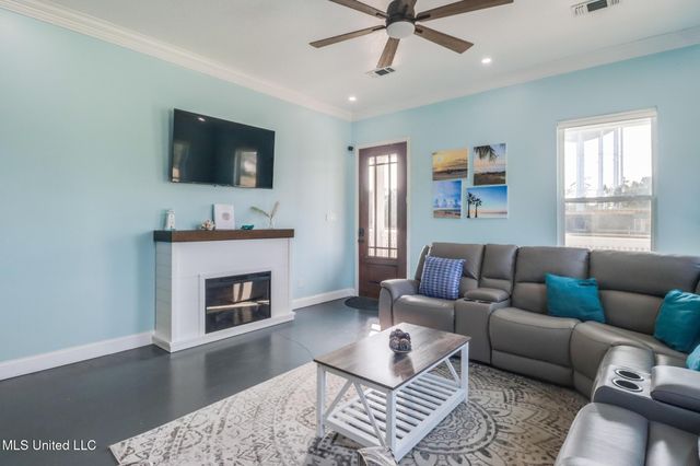 306 Cowan Road, Gulfport, MS 39507