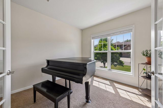 5100 Merrimac Lane N, Plymouth, MN 55446