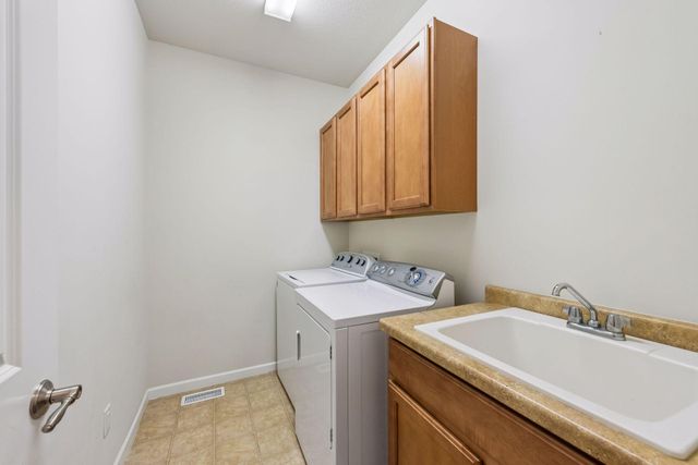 5100 Merrimac Lane N, Plymouth, MN 55446