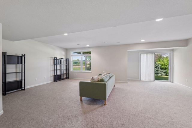 5100 Merrimac Lane N, Plymouth, MN 55446