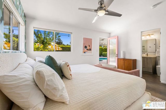242 Cerritos Drive, Palm Springs, CA 92262