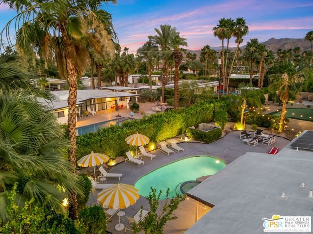 242 Cerritos Drive, Palm Springs, CA 92262