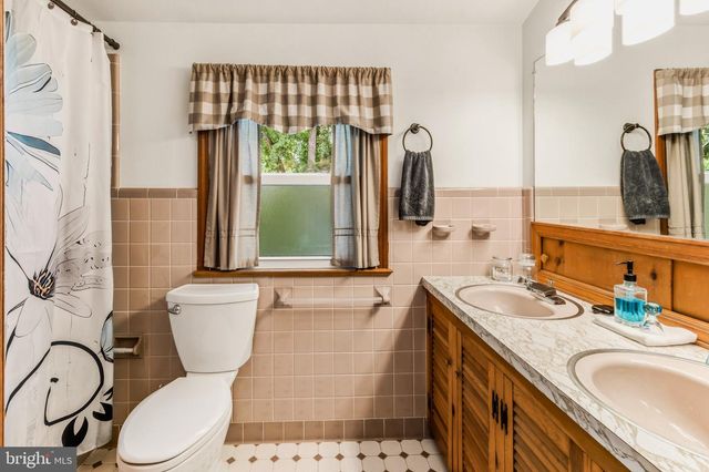62 BENSON, Pennsville, NJ 08070
