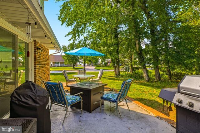 62 BENSON, Pennsville, NJ 08070