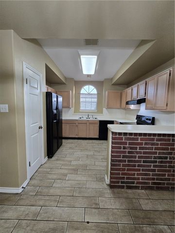 2837 Oso Pkwy, Corpus Christi, TX 78414