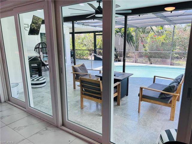 4439 Parrot AVE, Naples, FL 34104